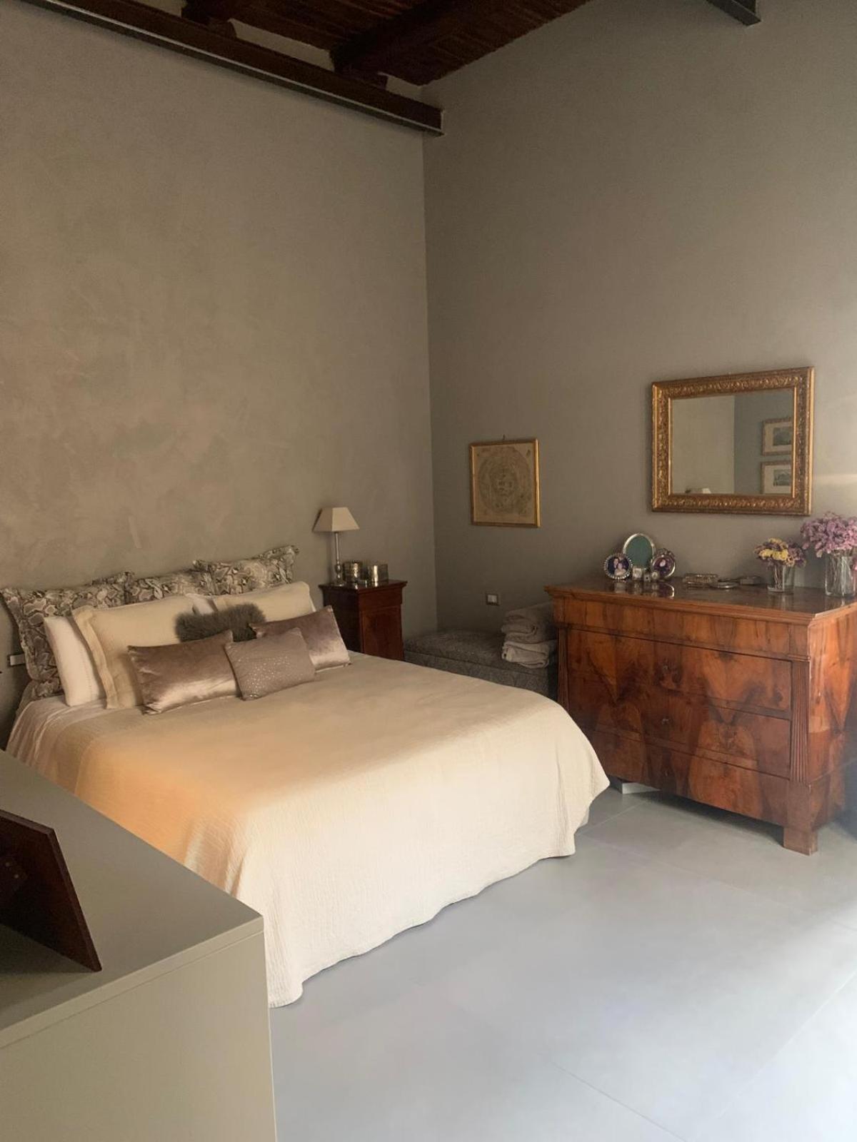 La Casa Di Paola Apartment Салерно Екстериор снимка